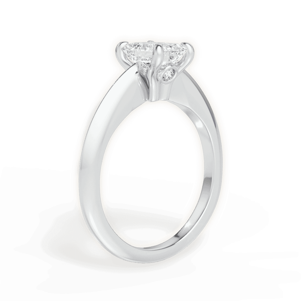 14kt White Gold/18kt White Gold/Platinum/emerald/front