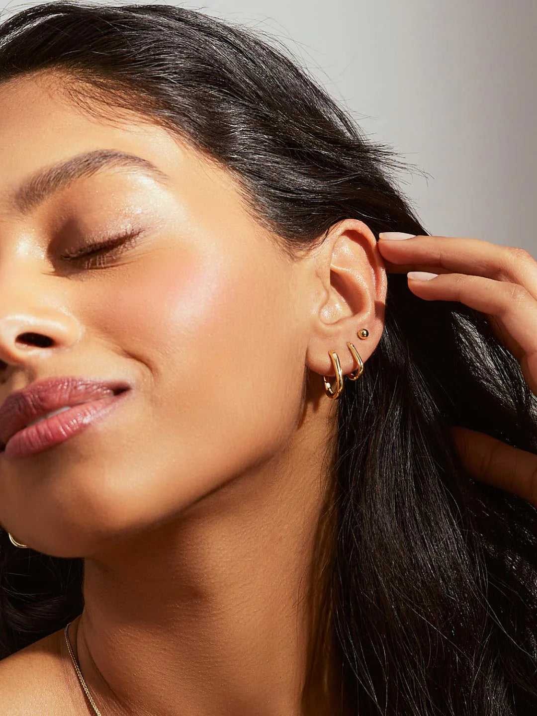 14kt yellow gold plated/model