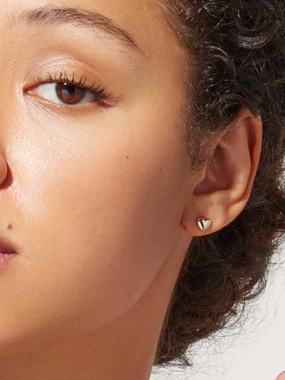 14kt yellow gold plated/model