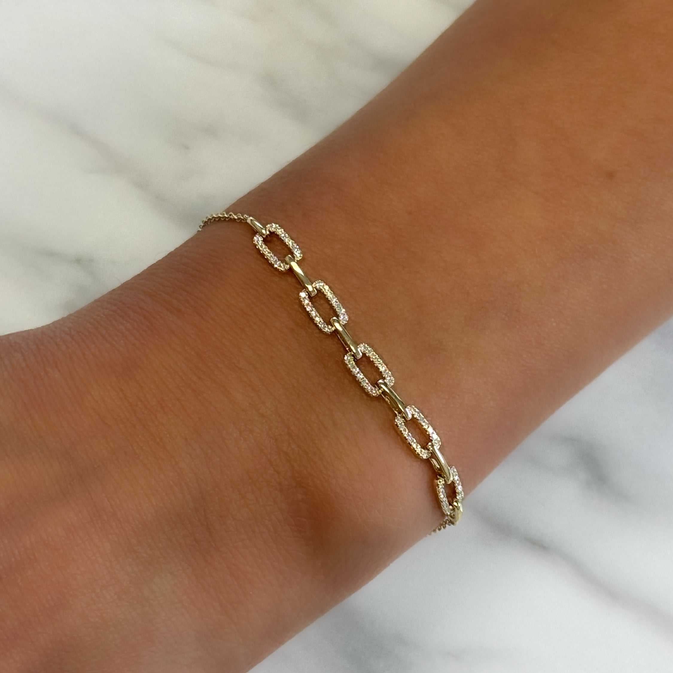14kt yellow gold/hover