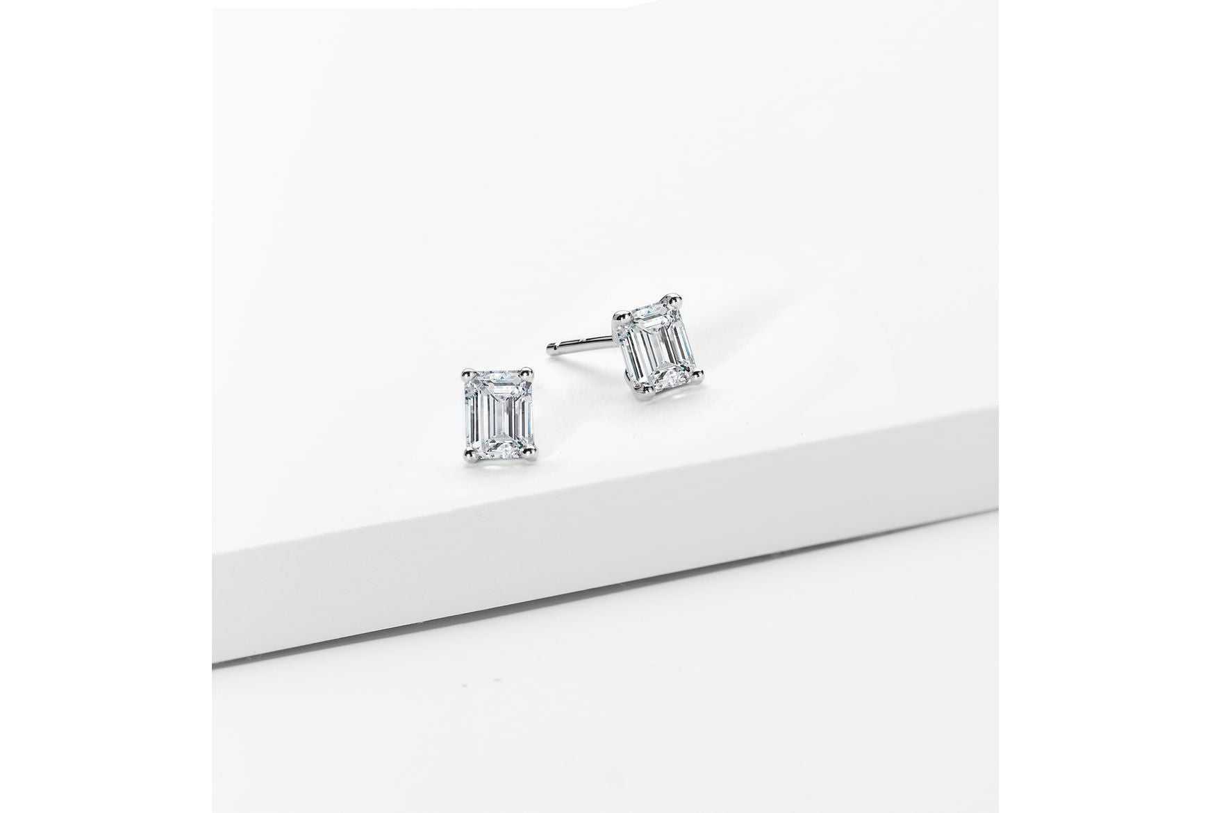 14kt white gold/18kt white gold/18kt yellow gold/18kt rose gold/platinum/0.60/0.80/1.00/push-back/screw-back/model