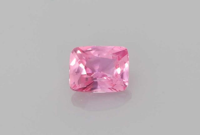 4x5mm Cushion Sapphire
