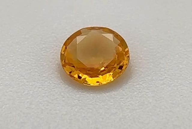 4x4mm Round Sapphire