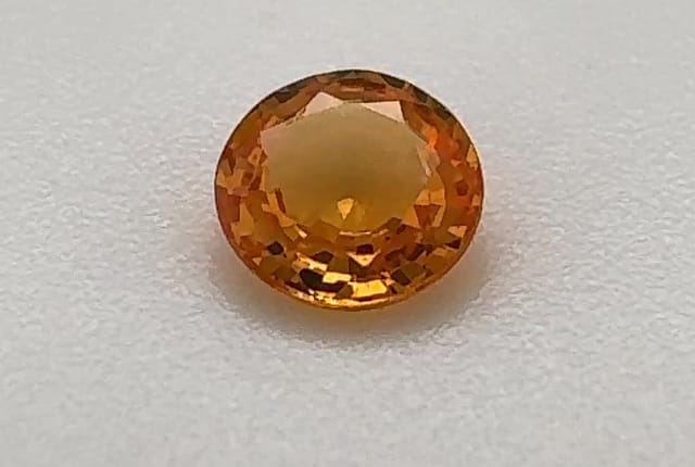 4x4mm Round Sapphire