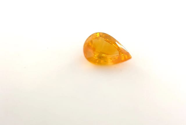 4x5mm Pear Sapphire