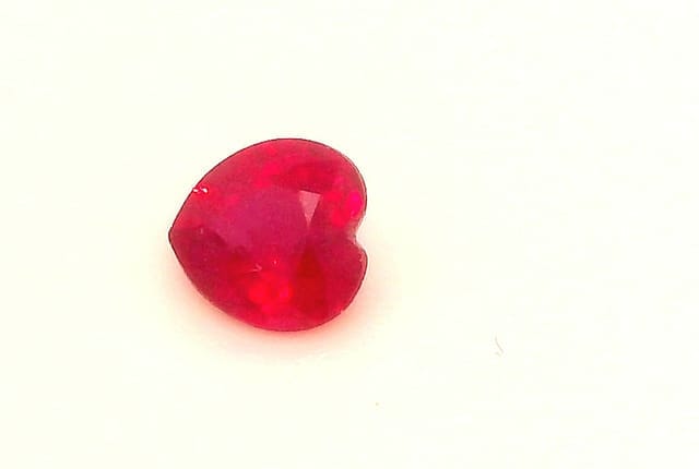 3x3mm Heart Ruby Red Color EC Clarity Faceted Cut