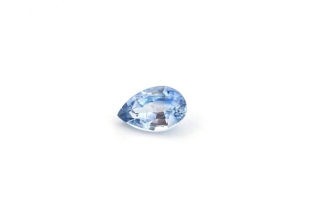 4x6mm Pear Sapphire