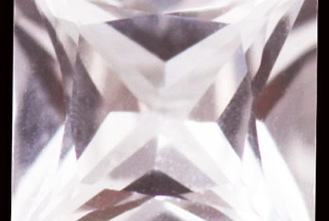 5x5mm Princess Sapphire