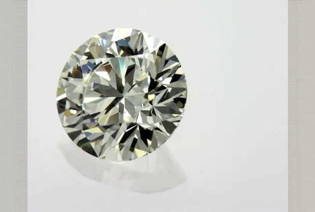 2.01 Carat Round Diamond
