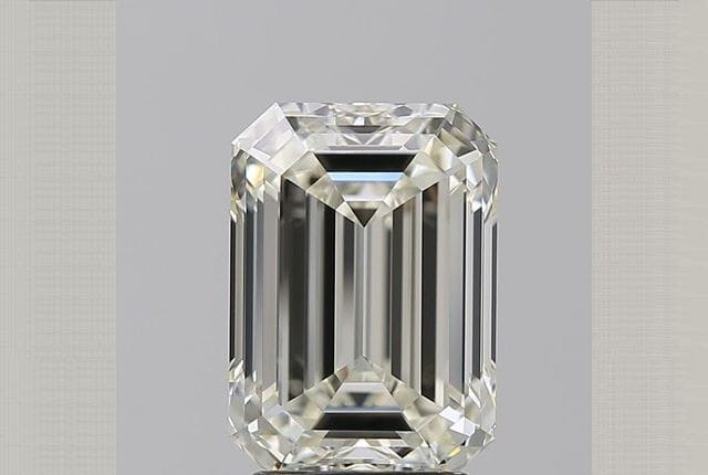 3.01 Carat Emerald Diamond