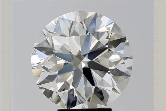 5.01 Carat Round Diamond