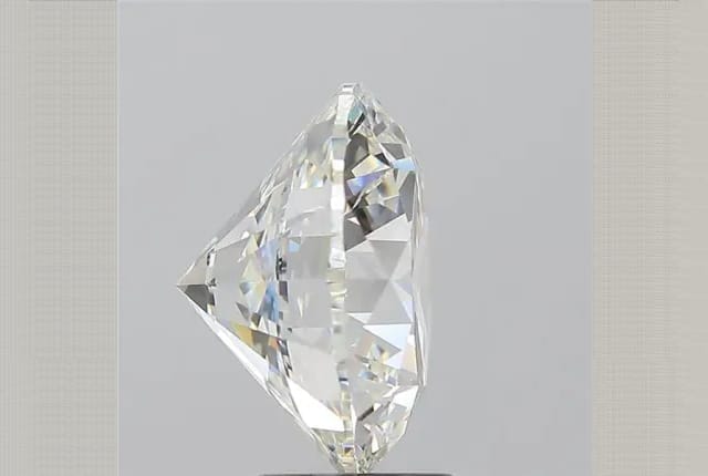 5.01 Carat Round Diamond