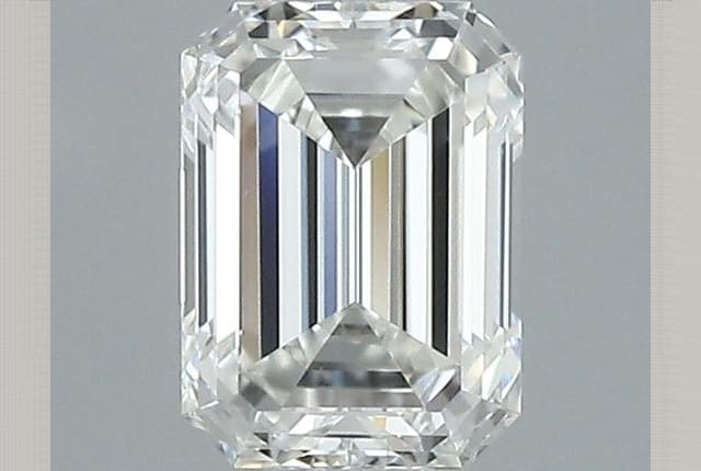 0.30 Carat Emerald Diamond