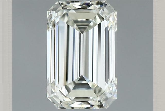 0.75 Carat Emerald Diamond