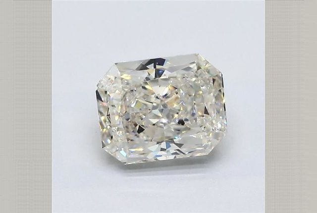 2.50 Carat Radiant Diamond