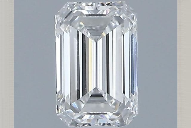 0.32 Carat Emerald Diamond