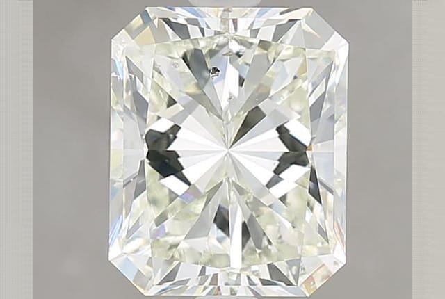 3.02 Carat Radiant Diamond