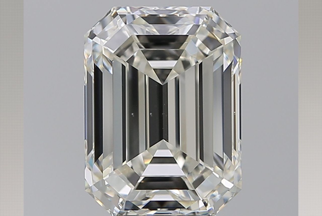 5.01 Carat Emerald Diamond