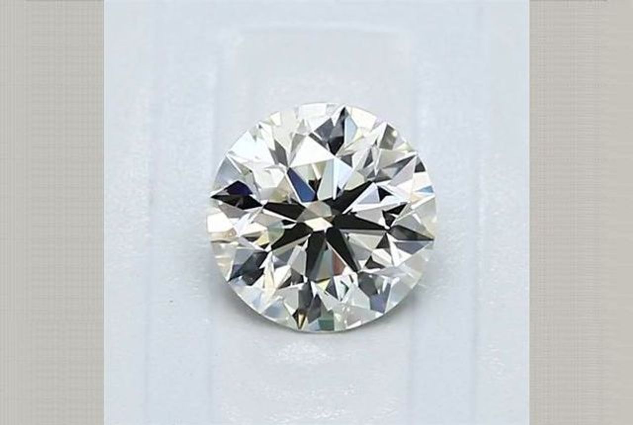 0.75 Carat Round Diamond