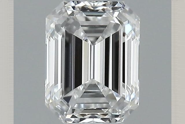 0.30 Carat Emerald Diamond