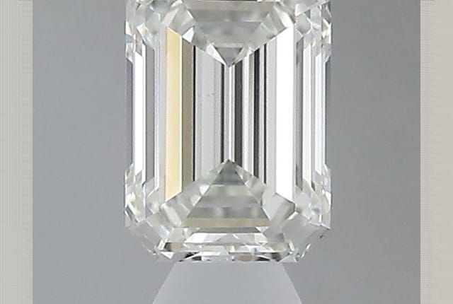 0.30 Carat Emerald Diamond