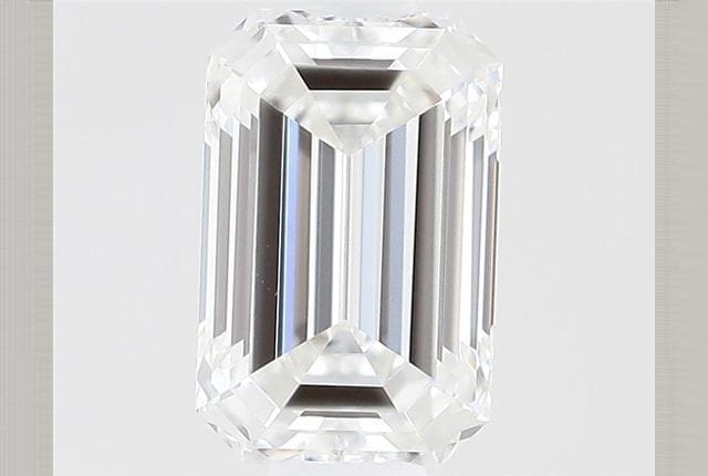0.32 Carat Emerald Diamond