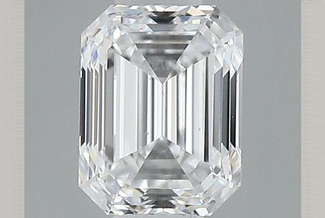 0.31 Carat Emerald Diamond