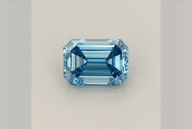 0.44 Carat Emerald Blue Lab Diamond