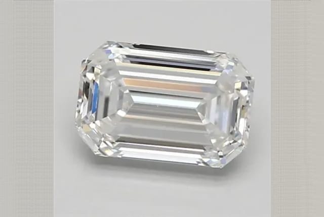 0.94 Carat Emerald Lab Diamond