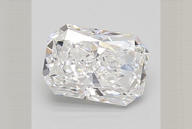 0.93 Carat Radiant Lab Diamond