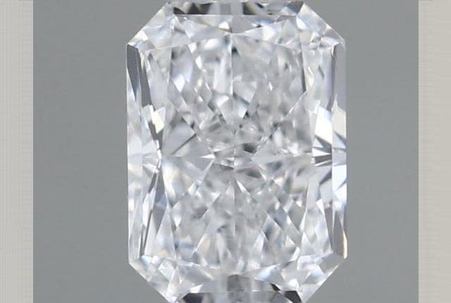 0.28 Carat Radiant Lab Diamond