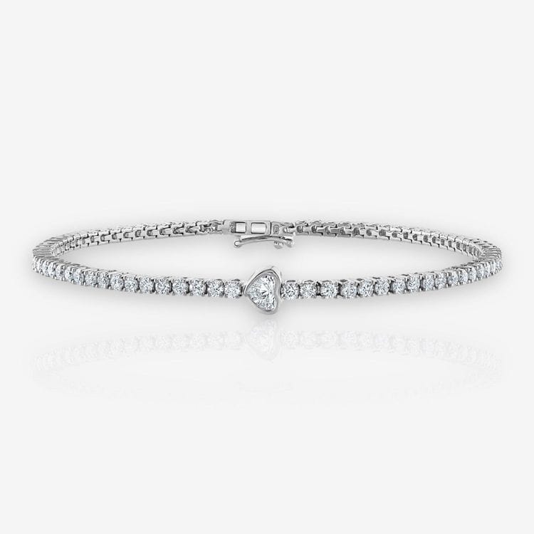 Single Station Heart Diamond Tennis Bracelet