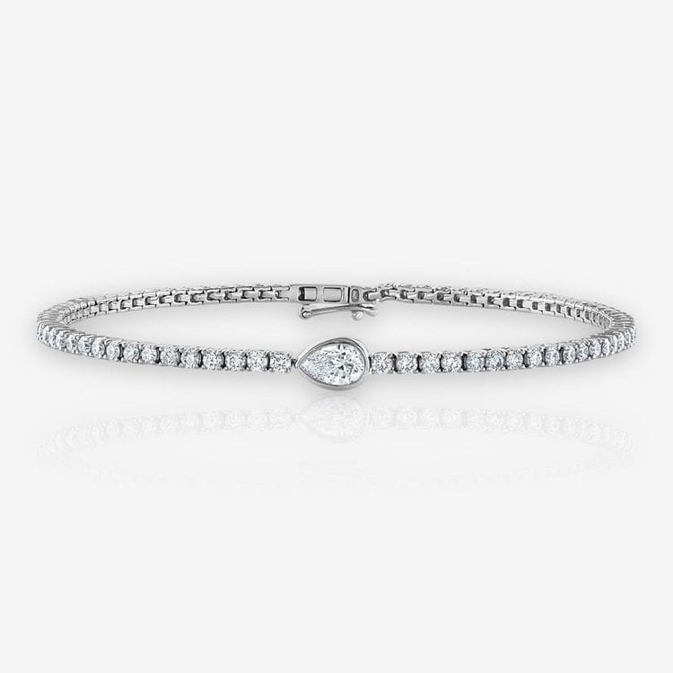 Single Station Pear Diamond Tennis Bracelet