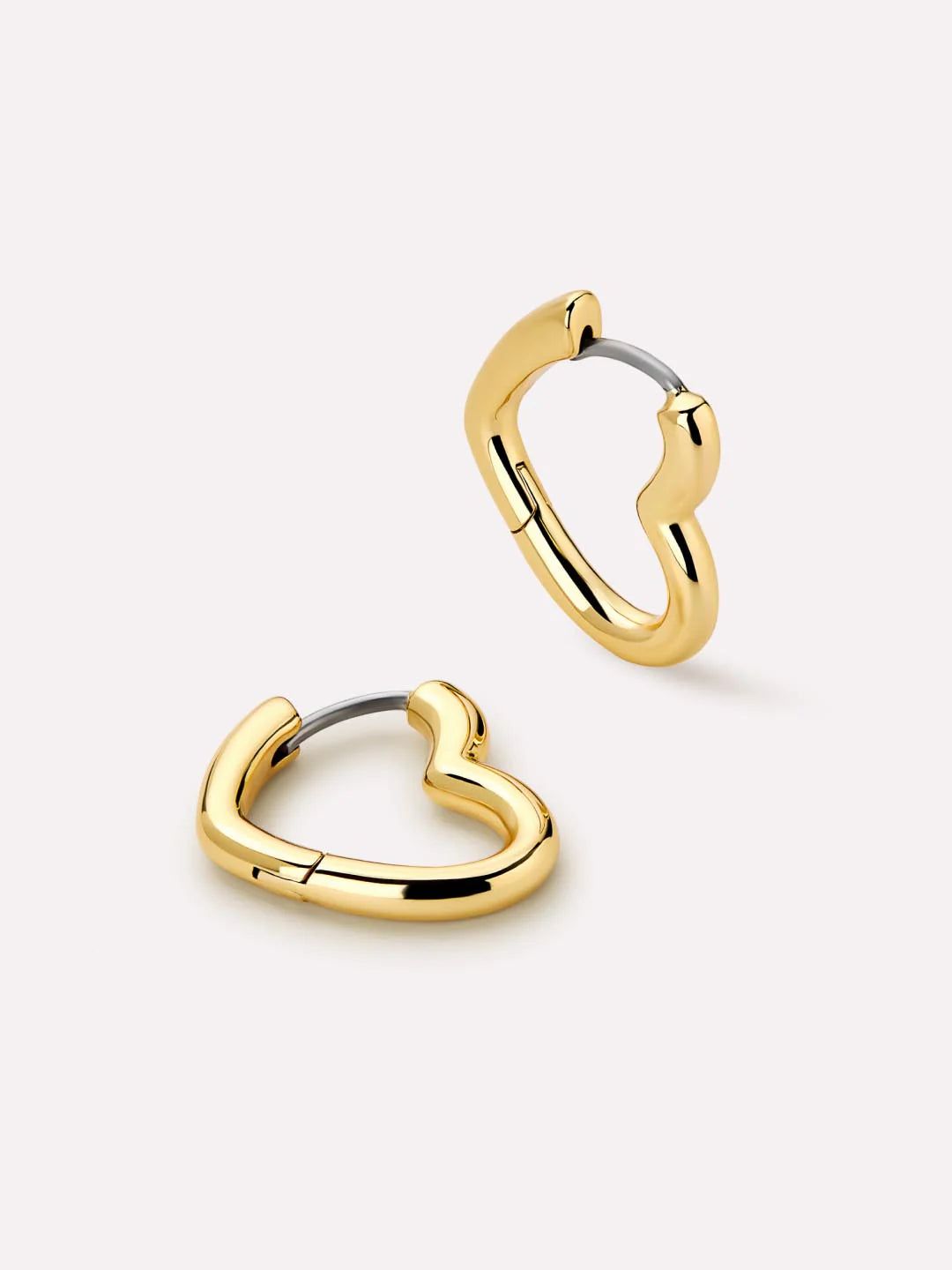 Ana Luisa Daryl Heart Earrings