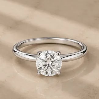 solitaire round cut engagement ring