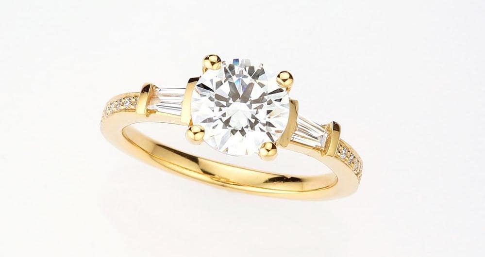 yellow gold engagement ring