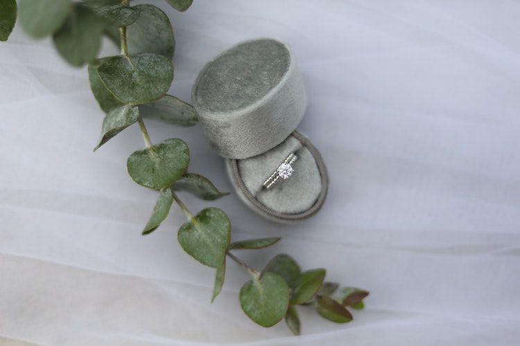 engagement ring in a box 
