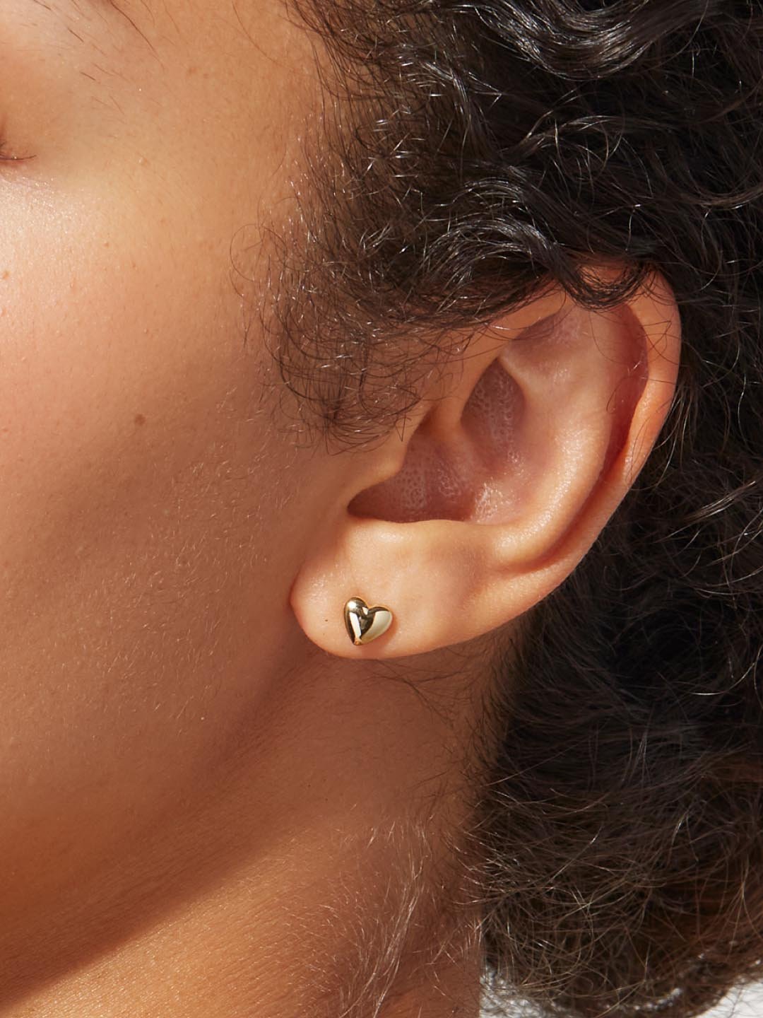 14kt yellow gold plated/hover