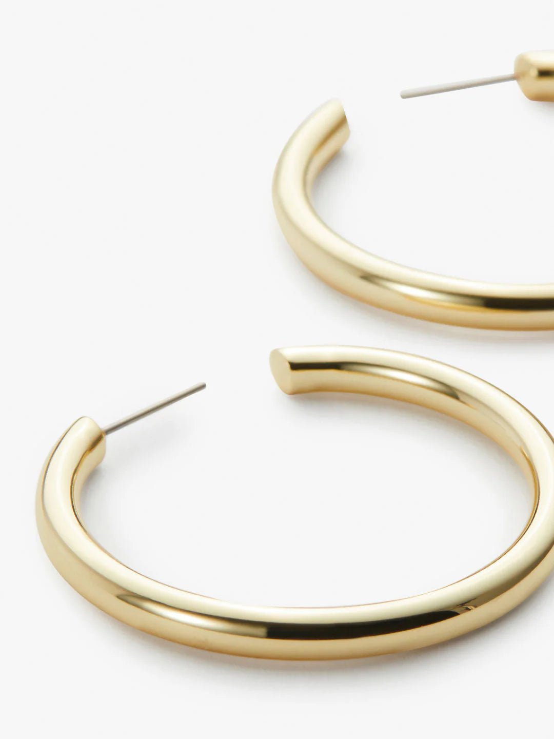 14kt yellow gold plated/model