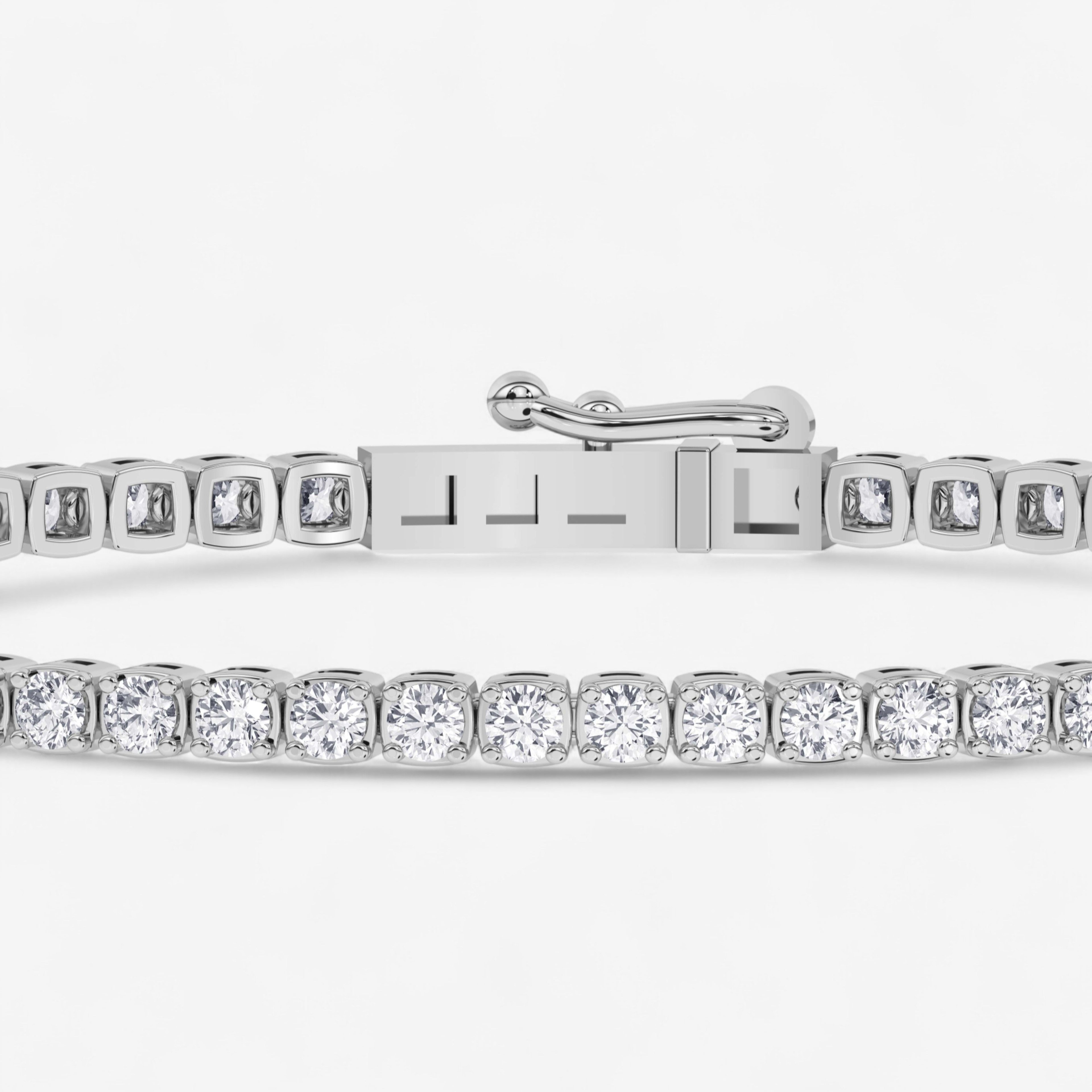 14kt white gold/3.00/front