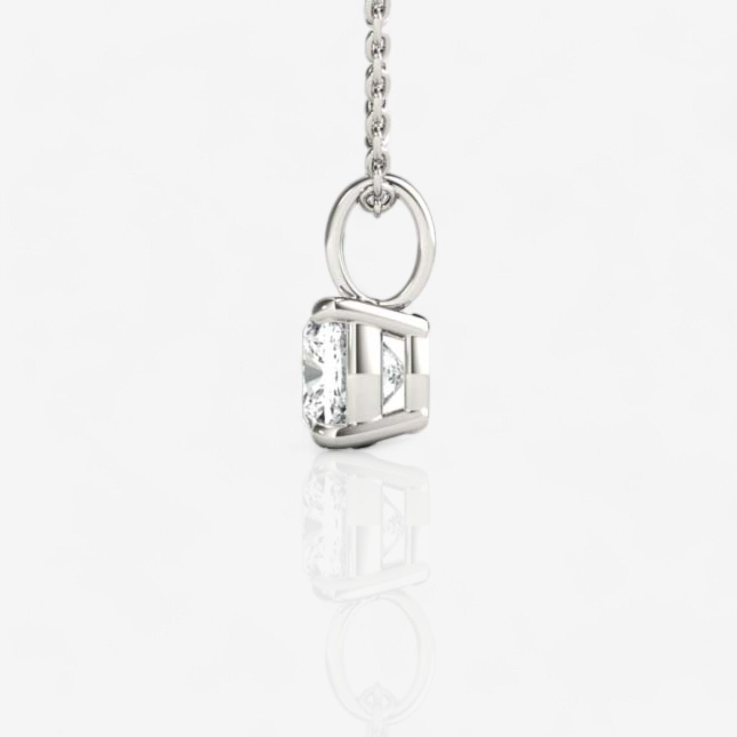 14kt white gold/18kt white gold/Platinum/side